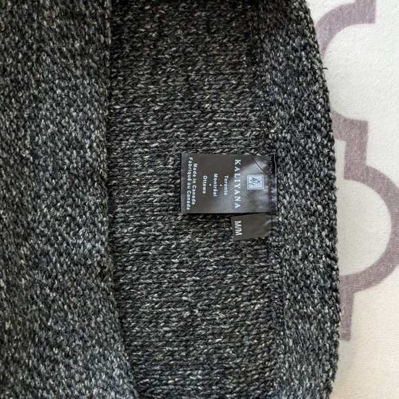 “Aspen” Skirt by Kaliyana - Picture 2 of 4